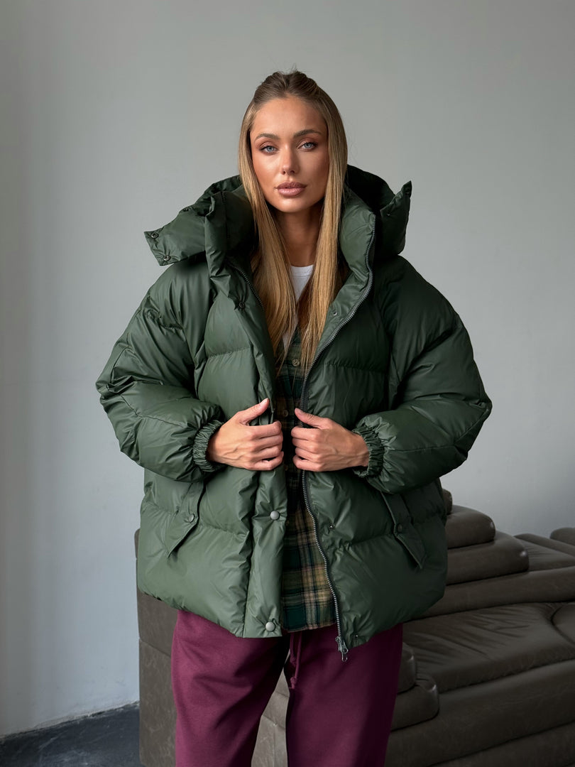 “OVERSIZE” PŪKINĖ STRIUKĖ
