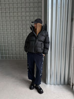 Įkelti vaizdą į galerijos peržiūrą, “OVERSIZE” PŪKINĖ STRIUKĖ
