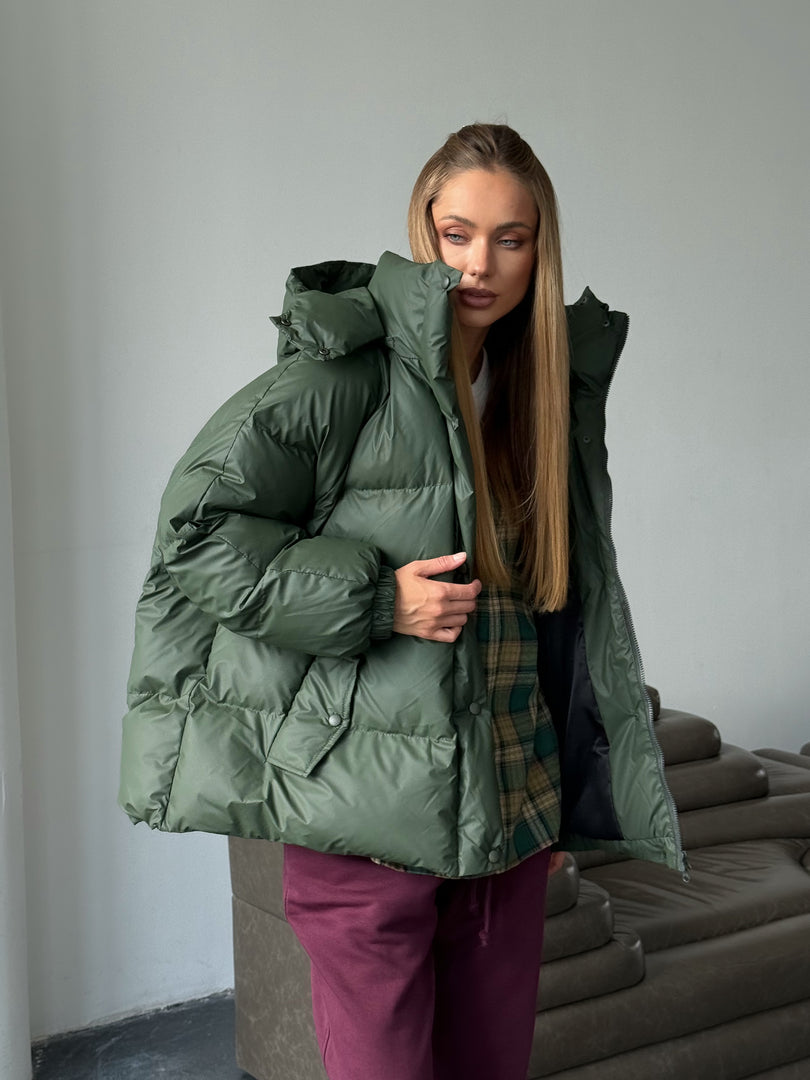 “OVERSIZE” PŪKINĖ STRIUKĖ