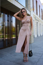 Įkelti vaizdą į galerijos peržiūrą, ELEGANTIŠKA SATINO SUKNELĖ
