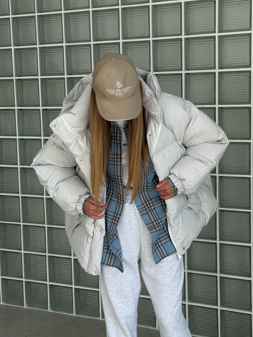 “OVERSIZE” PŪKINĖ STRIUKĖ