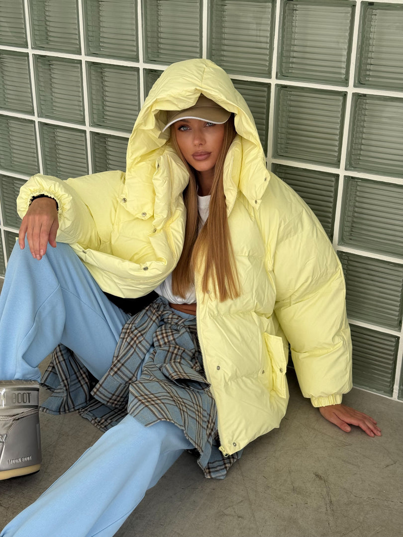 “OVERSIZE” PŪKINĖ STRIUKĖ