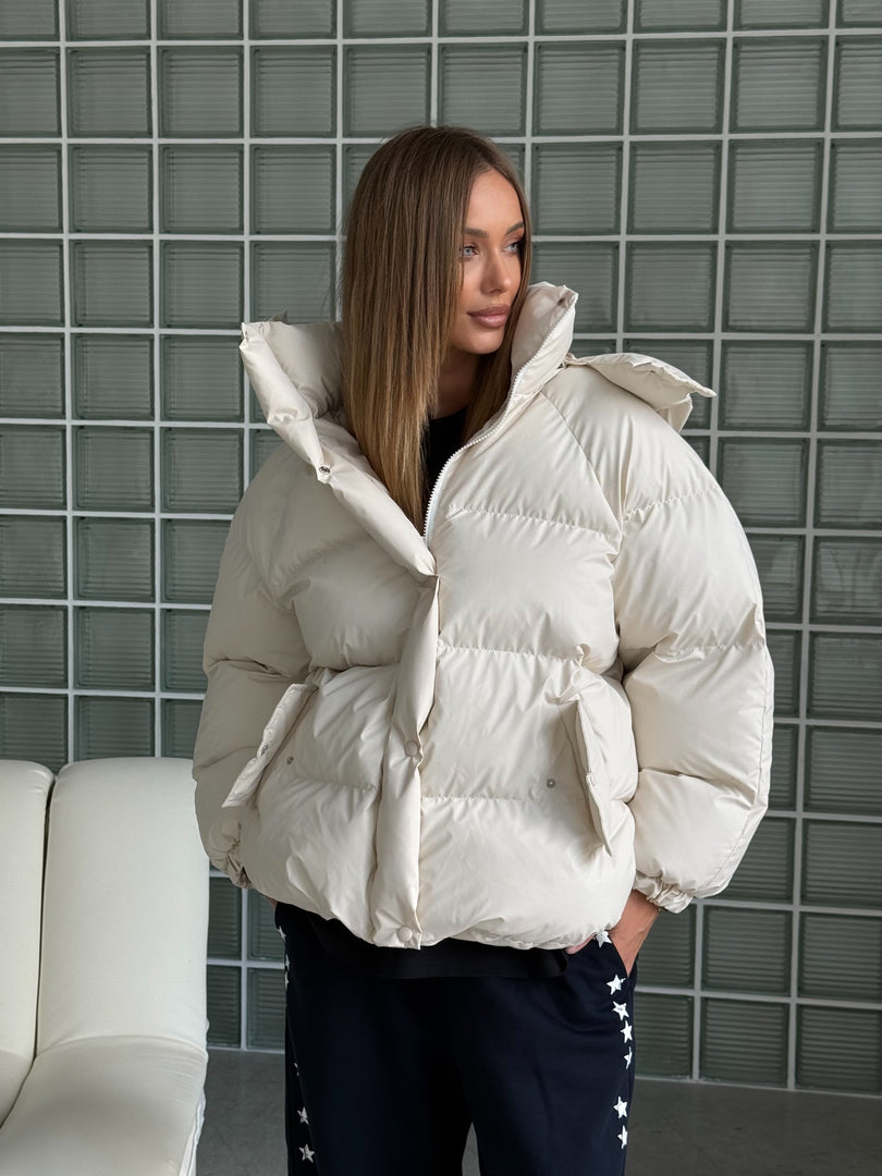 “OVERSIZE” PŪKINĖ STRIUKĖ