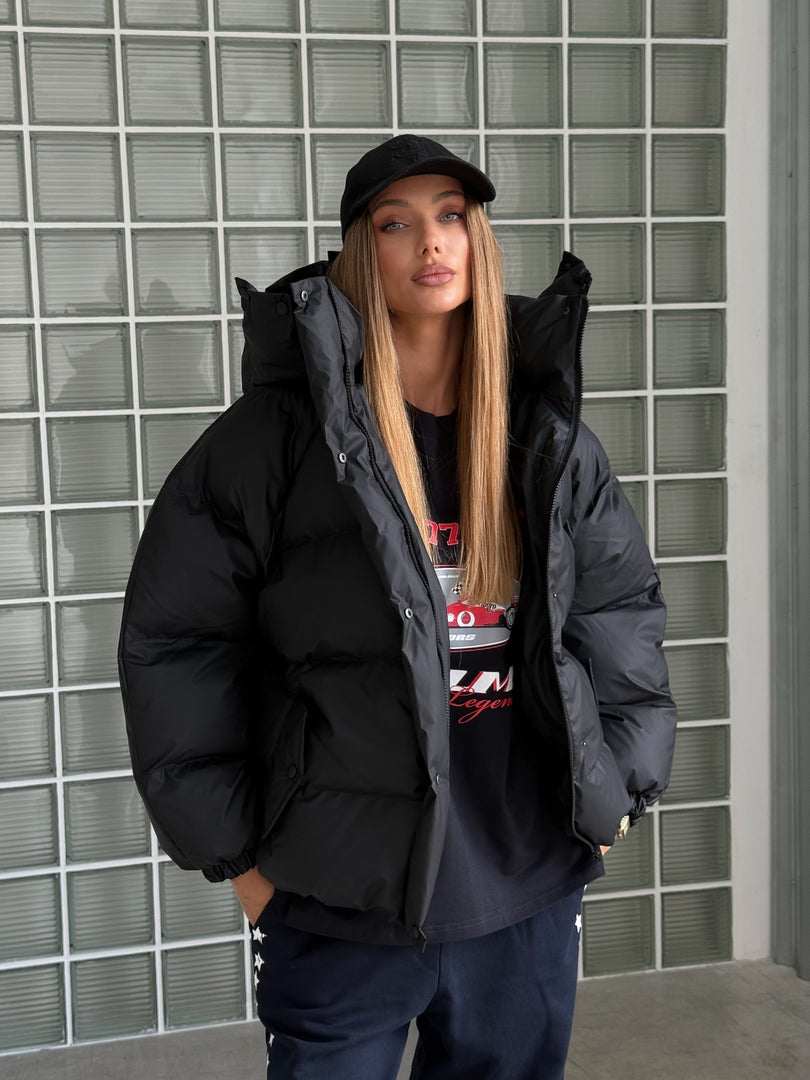 “OVERSIZE” PŪKINĖ STRIUKĖ